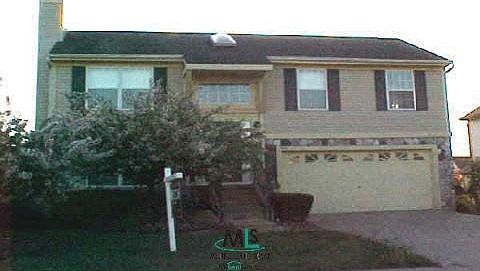 1st image of 590 Victoria Park W