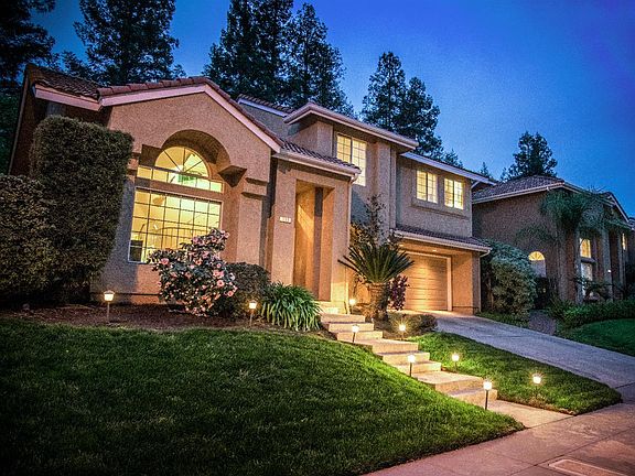 2nd image of 355 E Deer Creek Ln