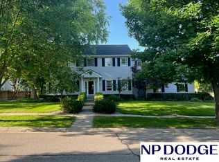 4401 Birch Creek Dr, Lincoln, NE 68516