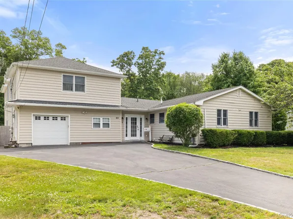 269 Brookville Avenue, Islip, NY 11751
