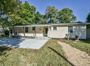 2606 Cedar Dr, La Marque, TX 77568