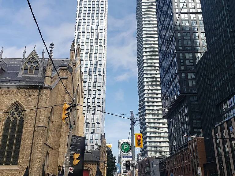 252 Church St #4905 — Photo 2