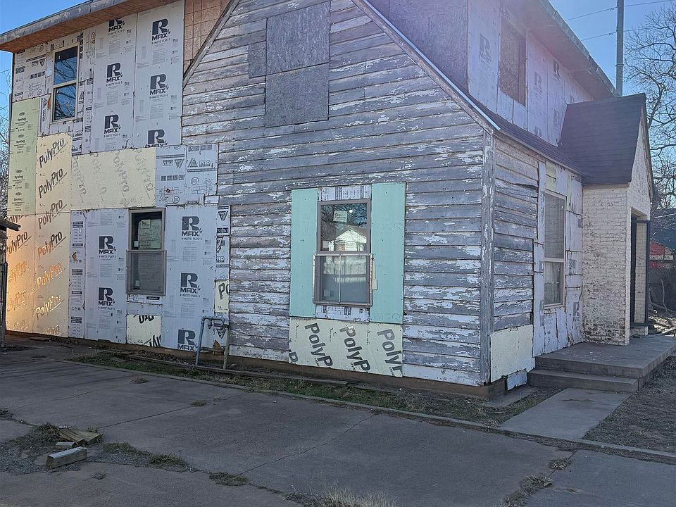 2nd image of 1513 Peck St