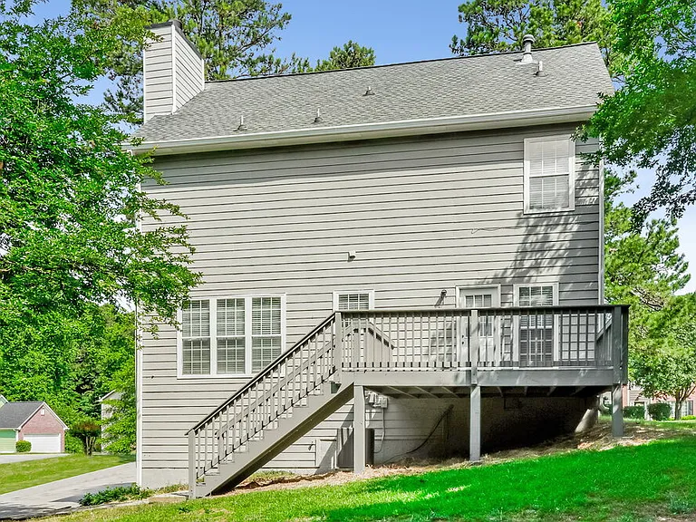 1307 Highfield Dr NE — Photo 18