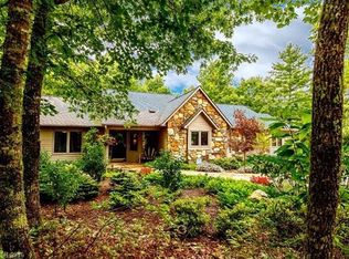 76 Uwohali Ct, Brevard, NC 28712