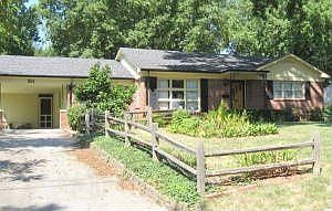 2nd image of 511 Marion Dr
