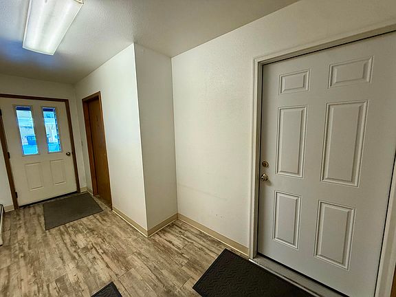 4th image of 1301 28th Ave