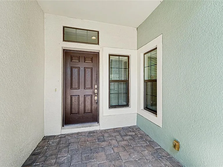 30340 Southwell Pl — Photo 4