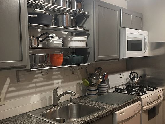 Updated kitchen, subway tile