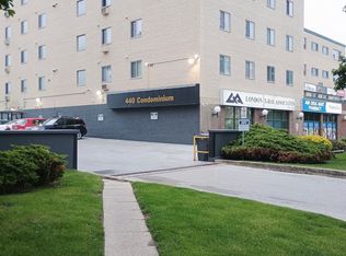 440 Central Ave E #404, London, ON N6B 2E5