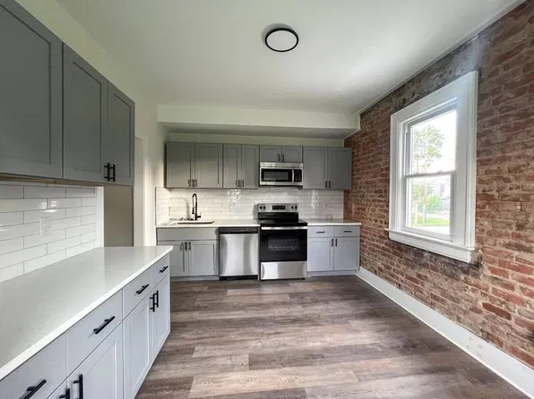 925 S Champion Ave, Columbus, OH 43206
