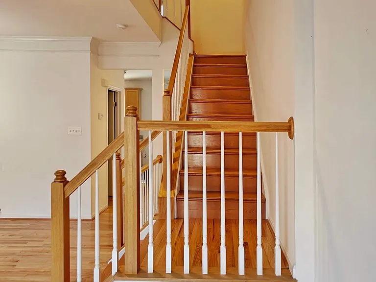 13030 Park Crescent Cir — Photo 6