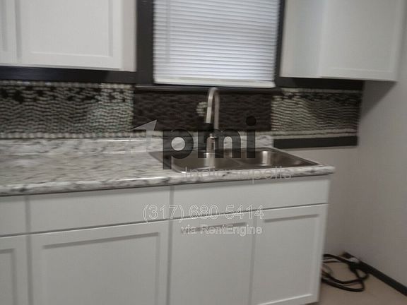2nd image of 1619 S Randolph St