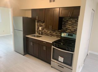 220 Robbins St #2R, Philadelphia, PA 19111