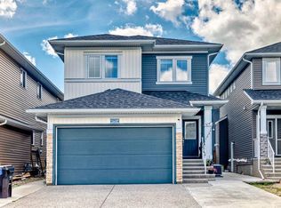 120 E Red Sky Gdns NE, Calgary, AB T3N1N1