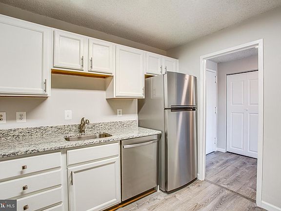 2nd image of 200 N Pickett St APT 1113