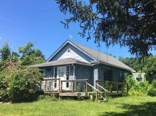 124 West Rd, Pleasant Valley, NY 12569