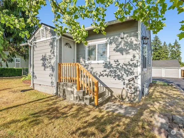 9221 S Park Avenue, Tacoma, WA 98444