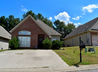 104 Cattail Ln, Calera, AL 35040