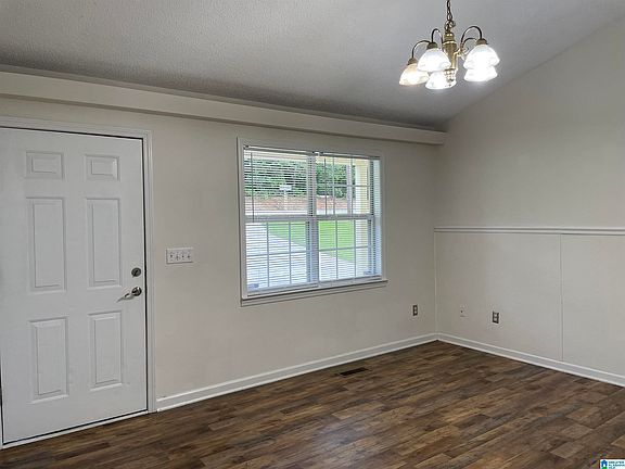 4th image of 605 Woodland Dr S