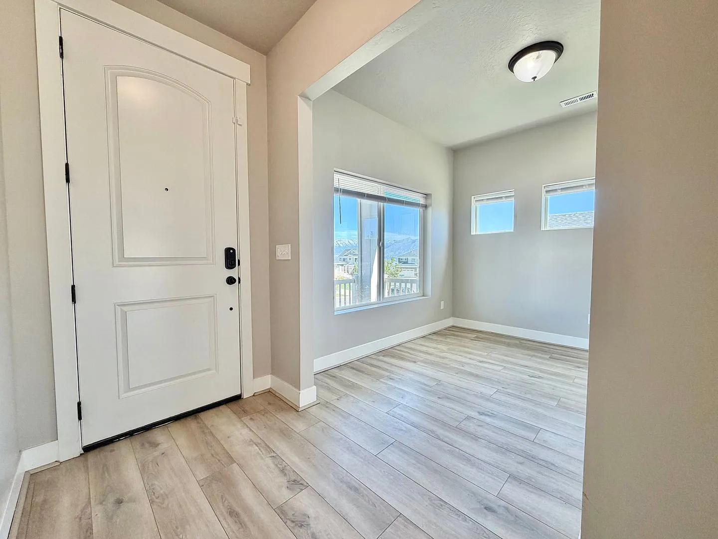 Saratoga Springs 4-Bed Home | Lake & Mountain Views | Fenced Yard + Pets Welcome — Photo 3