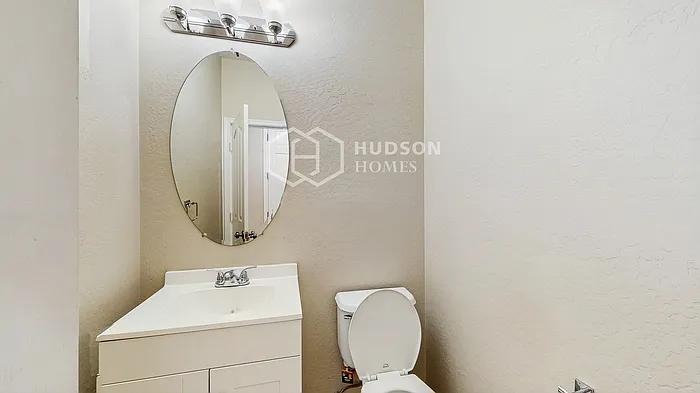 1407 N 79th Ln — Photo 22