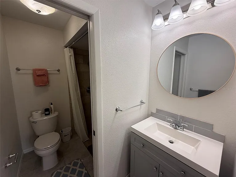 2130 Bancroft Pl #B — Photo 10
