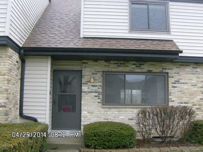 10138 W Kiehnau Ave #16, Milwaukee, WI, 53224