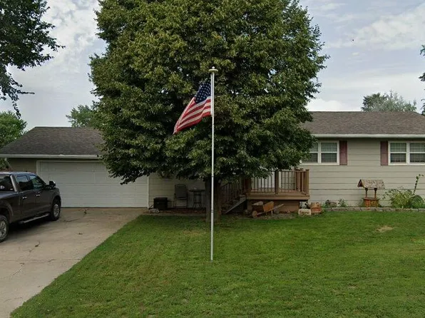 101 Wren Ct, Box Elder, SD 57719