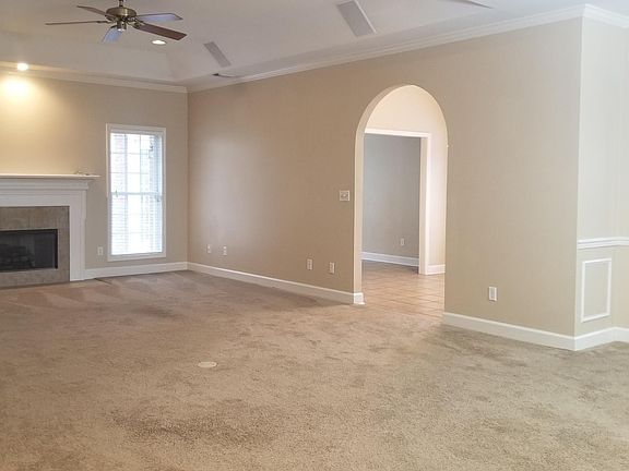 2nd image of 3904 Oak Colony Dr