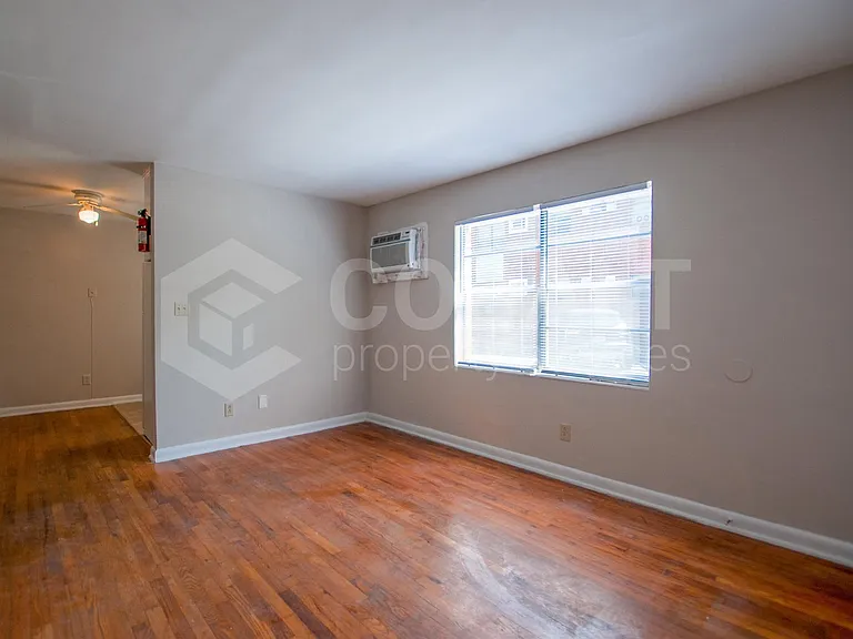 890 Greenwood Ave NE #1 — Photo 4