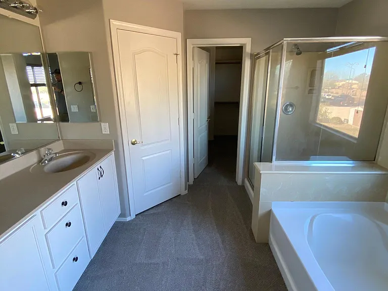 43810 W Lindgren Dr — Photo 6