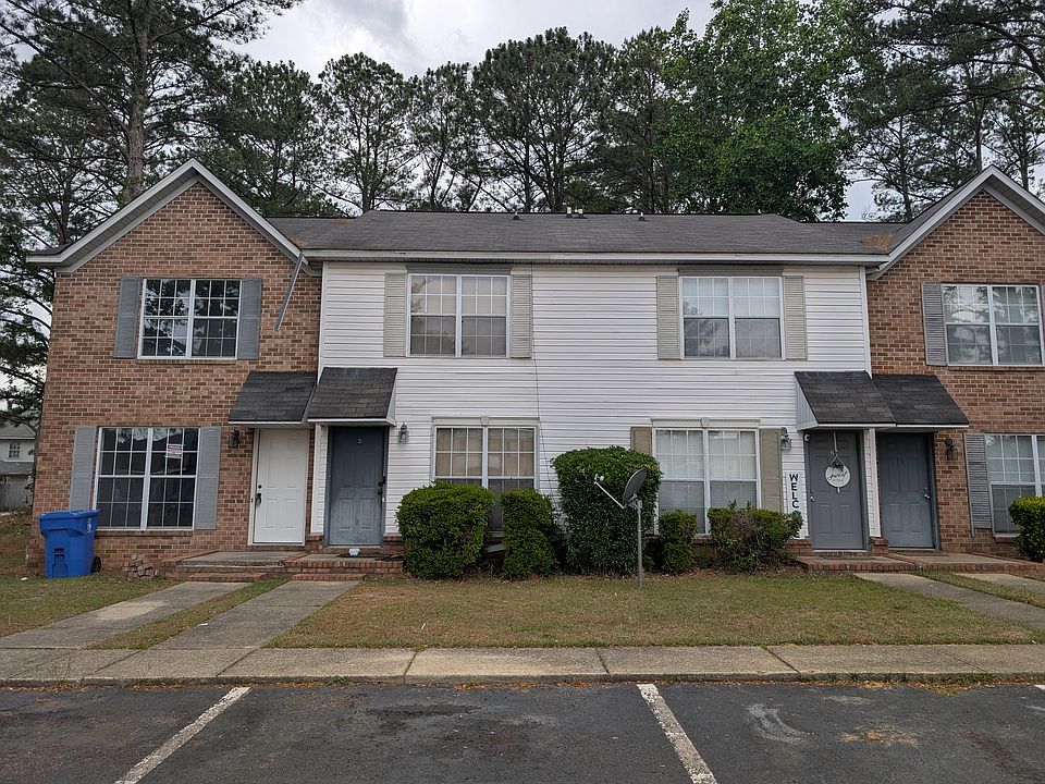 2nd image of 102 Woodleigh Rd APT 4