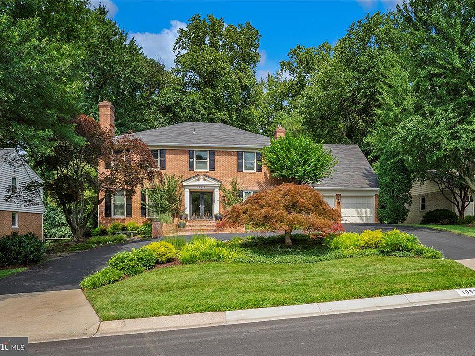 1st image of 10913 Roundtable Ct