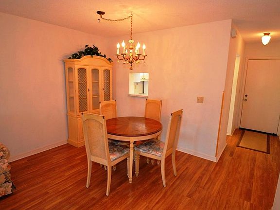 4th image of 2191 NE 1st Ct APT 101