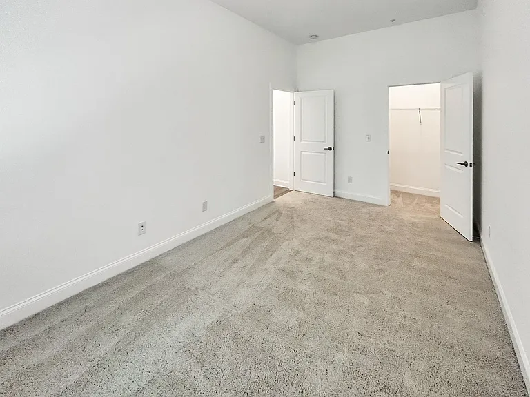 403 Burgundy Way — Photo 28