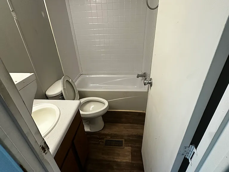 1865 Hill Rd #1 — Photo 3