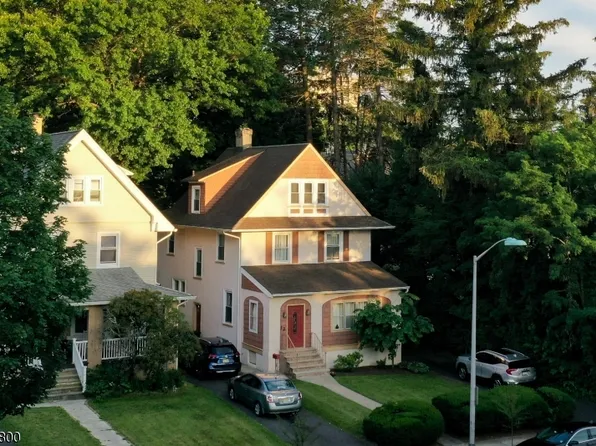 12 Midland Ave, East Orange City, NJ 07017