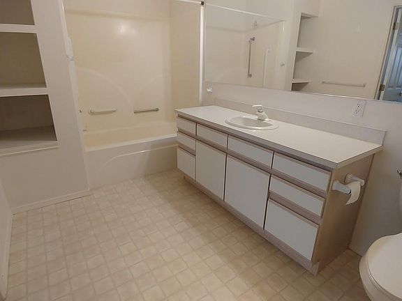 5th image of 1400 SE Fancy Free Dr APT 216