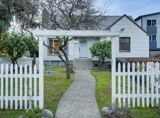 8360 10th Ave NW, Seattle, WA 98117