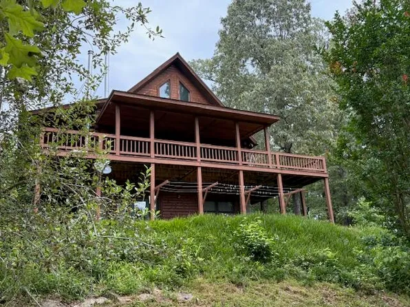 715 Rosewood Ln, Melbourne, AR 72556