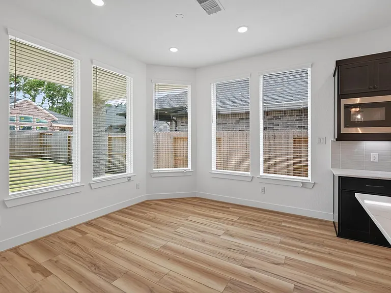 9738 Roaring River Falls Ln — Photo 14