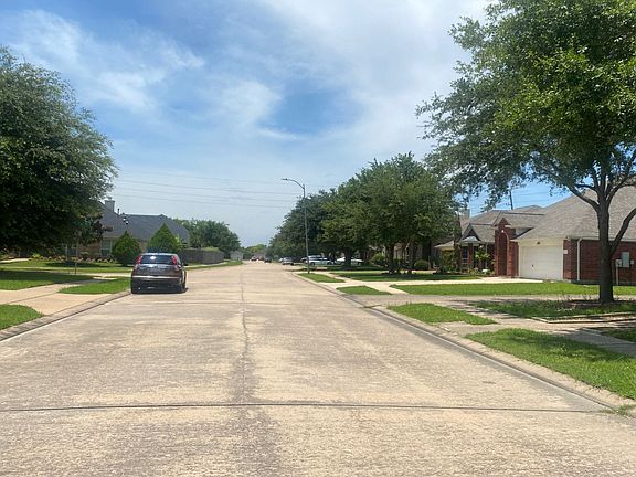 5th image of 9211 Sunbonnet Dr