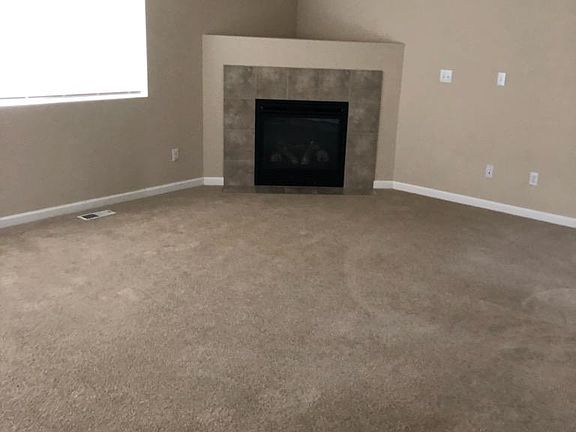 2nd image of 17911 14th Avenue Ct E