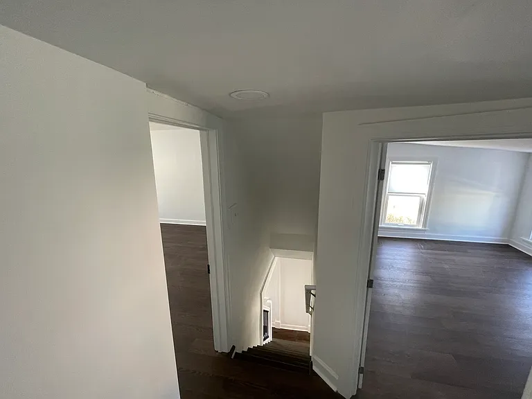 63B Wilson Ave — Photo 9