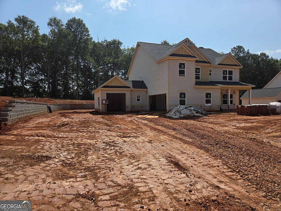 1st image of 374 Meadows Dr