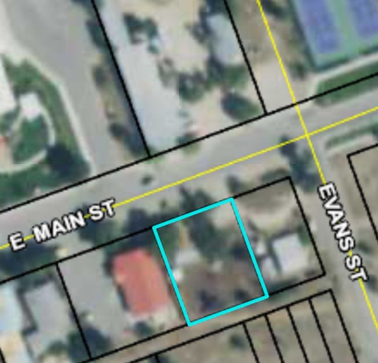 1st image of 623 E Main St