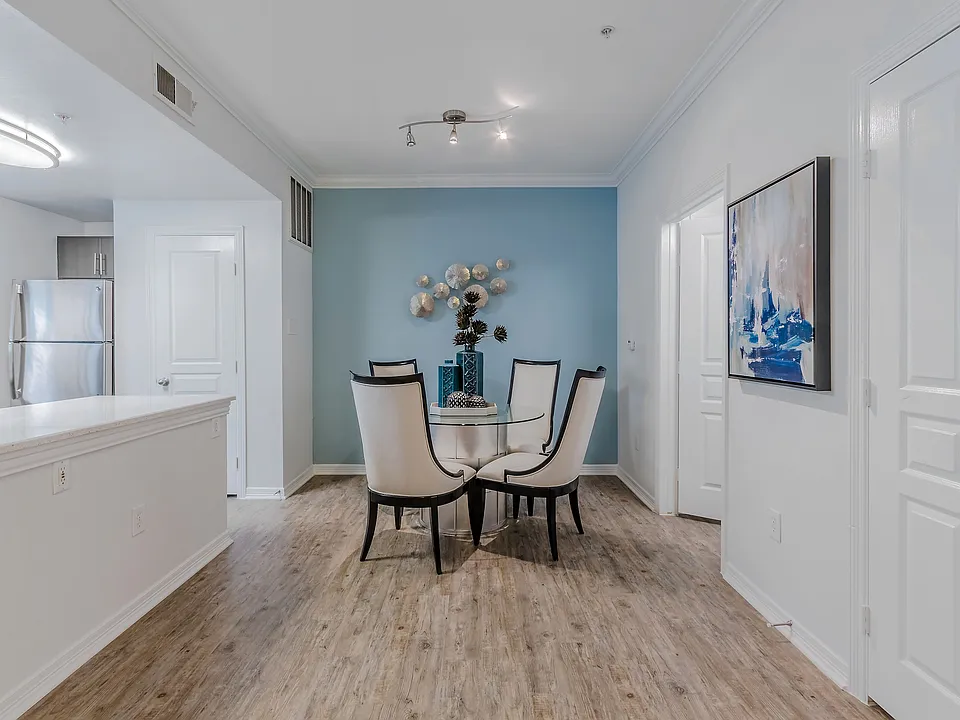 Chic Spaces for Casual or Formal Meals