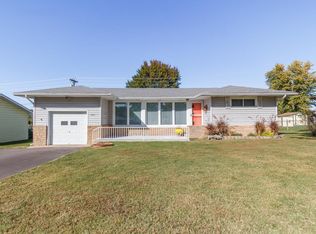 365 Fairfax Dr, Lebanon, MO 65536