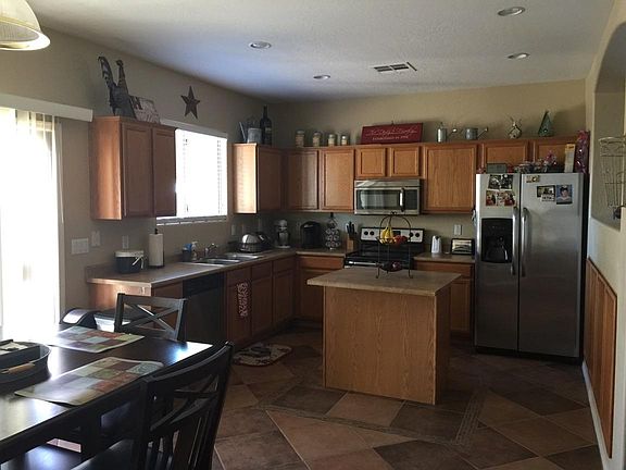 4th image of 14730 W Larkspur Dr